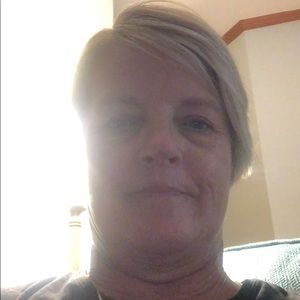 Meet your Posher, Celeste